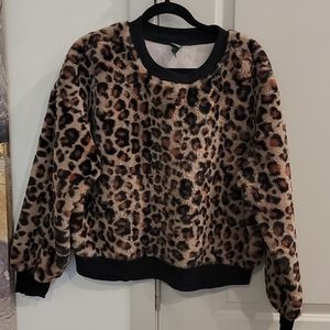 Wild Fable Sweater - Cheatah - XL